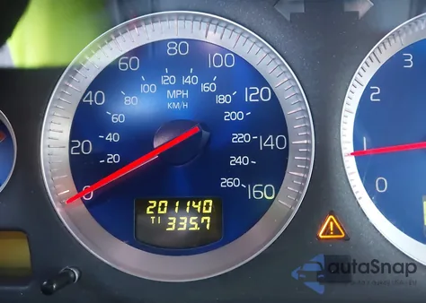 2010 Volvo Xc90 3.2 R-Design из США, поврежденный, VIN YV4982CFXA1563710